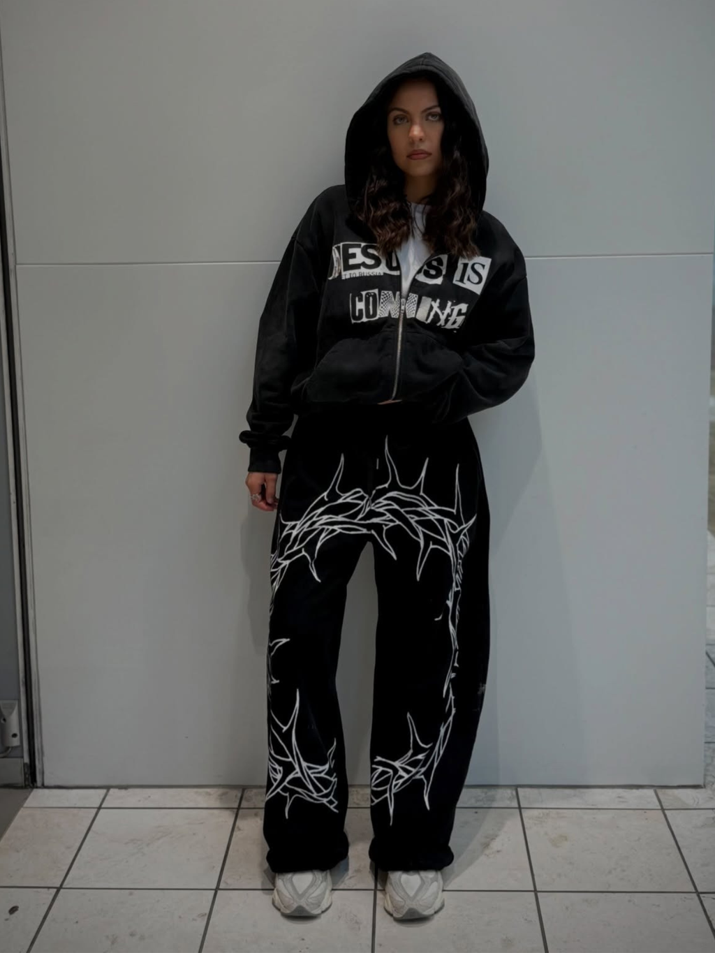 Thorn Arc Sweatpants